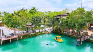 Lake House 30 Mins from border