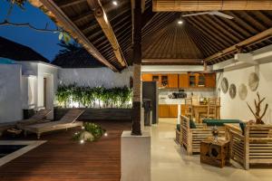2 Bedroom Villa private Pool and BBQ Seminyak Bali