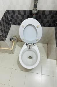 Flat with cricket stadium view near fortis phase 9