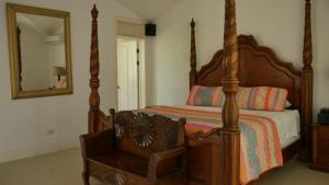 Villa Quebrada Estate