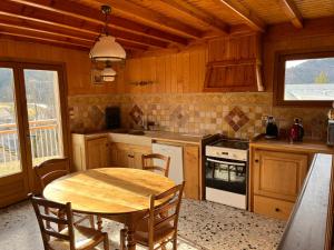 Chalets Le Gite Robert : Chalet