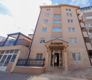 Azzuro apartments Budva