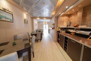 Azzuro apartments Budva
