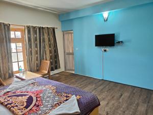 TSASKAN hotel