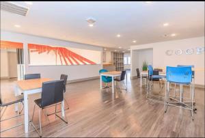 RodeoBohoPOOLJacuzziNRGwalk TMC Ps4Wii MDAnderson