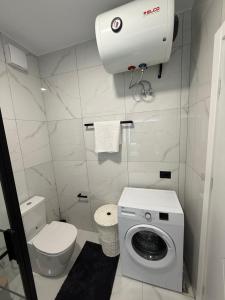 Sea View 1 bedroom Apartment on first street