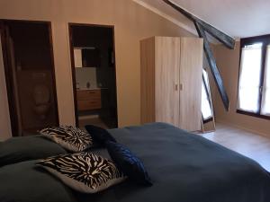 Maisons de vacances Au Moulin du Comte - en gite : photos des chambres