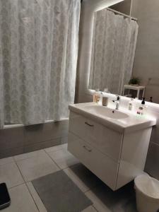 Elegant 2BR Apartment in the Heant of New Cairo