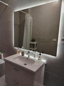 Elegant 2BR Apartment in the Heant of New Cairo