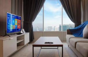 Sky suites KLCC by Leisure