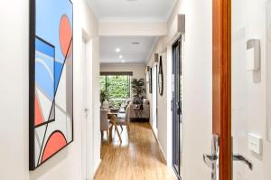 Lavish Modern Home - 10mins to Torquay & Geelong
