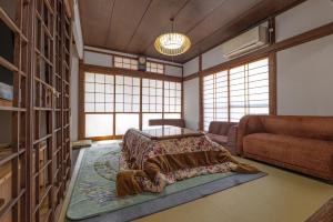 Horigotatsu Kominka Stay-掘りごたつの古民家1棟貸切