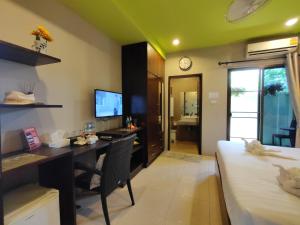 Purimas Resortel