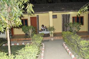 Bardia Wild Side Hotel