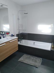 Maisons de vacances Maison spacieuse 700m des plages 8 lits : photos des chambres