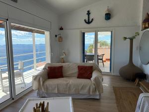Villa à Canyelles, piscine et SPA à bulles privés , vue panoramique