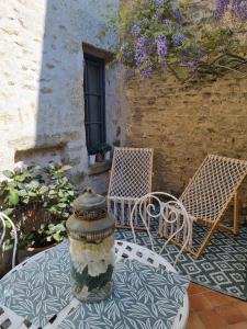 Appartements Charmante maison ancienne avec cour : photos des chambres