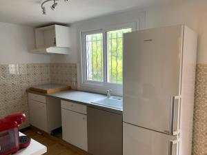 Maisons de vacances T2 en rez-de-jardin en plein coeur de la Londe les Maures : photos des chambres