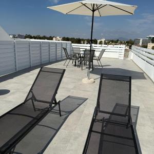 Luxurious Penthouse in Larnaca Center 300m From The Beach