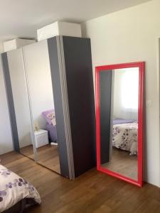 Chambre spacieuse, lumineuse et reposante