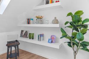 Stylish Nunhead Flat with Private Balcony