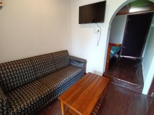 Pambaar river view Homestay