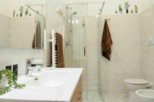 Milano Navigli O and A Home