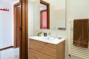 Milano Navigli O and A Home