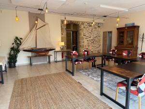 Hotels Hotel Restaurant Lesage : photos des chambres
