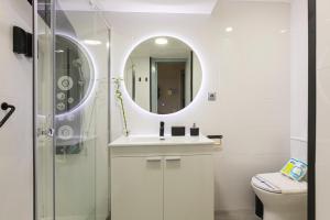 Apartamento ANSON, Torremolinos centro, Luminoso y Moderno
