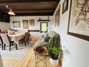 Peaceful Nature Cabin Jolly 