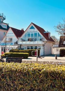 Maris Ferienwohnung Nr 47 OG mit Balkon und Meerblick