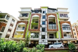 Luxury 2BHK Apartment with Swimming Pool near Candolim Beach