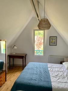 Le Bocage, maison avec grand jardin et parking