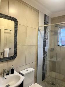 Family Friendly Unit with Aircon, Ocean View and Beach Side