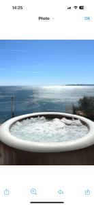 Villa à Canyelles, piscine et SPA à bulles privés , vue panoramique