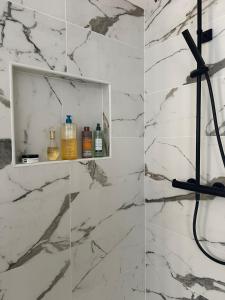 Appartements SERENITE Apartment 4 p Historic Normandy District : photos des chambres