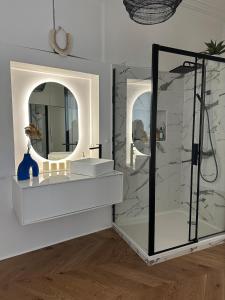 Appartements SERENITE Apartment 4 p Historic Normandy District : photos des chambres