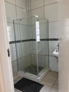Dinas House Self-Catering
