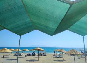 Mandarin Beach Hotel