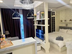 The Patio bangsaen miracle sea Top floor