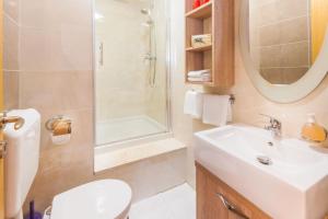 Villa Macarinka, a luxurious, private villa minutes from the beach