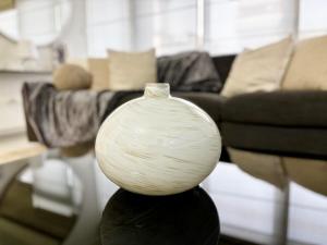 Enjoy a Modern and Trendy apartment in the Heart of Dubai