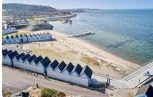 Apartment , wooded area lake, sea ,golf and shopping malls Askim domarings väg 154