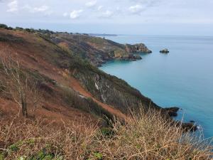 Villas Villa with terrace and garden : photos des chambres