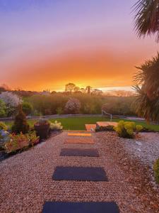 Villas Villa with terrace and garden : photos des chambres