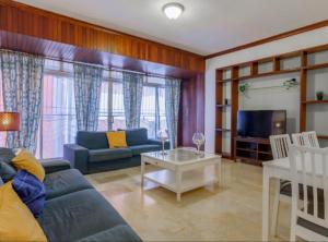 Escape 3BR Apartment in the Heart of Piantini Nightlife