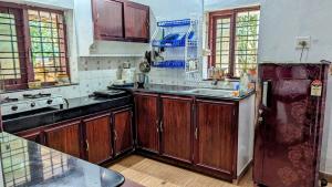 Spacious 2-storey home-4 bedroom