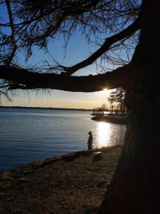 Kiva asunto Vääksyn kanavalla