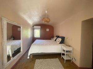 B&B / Chambres d'hotes Maison des Bourgades : photos des chambres